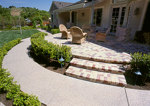 Brick Patio in Basket Weave Pattern with Aggregate Walkway